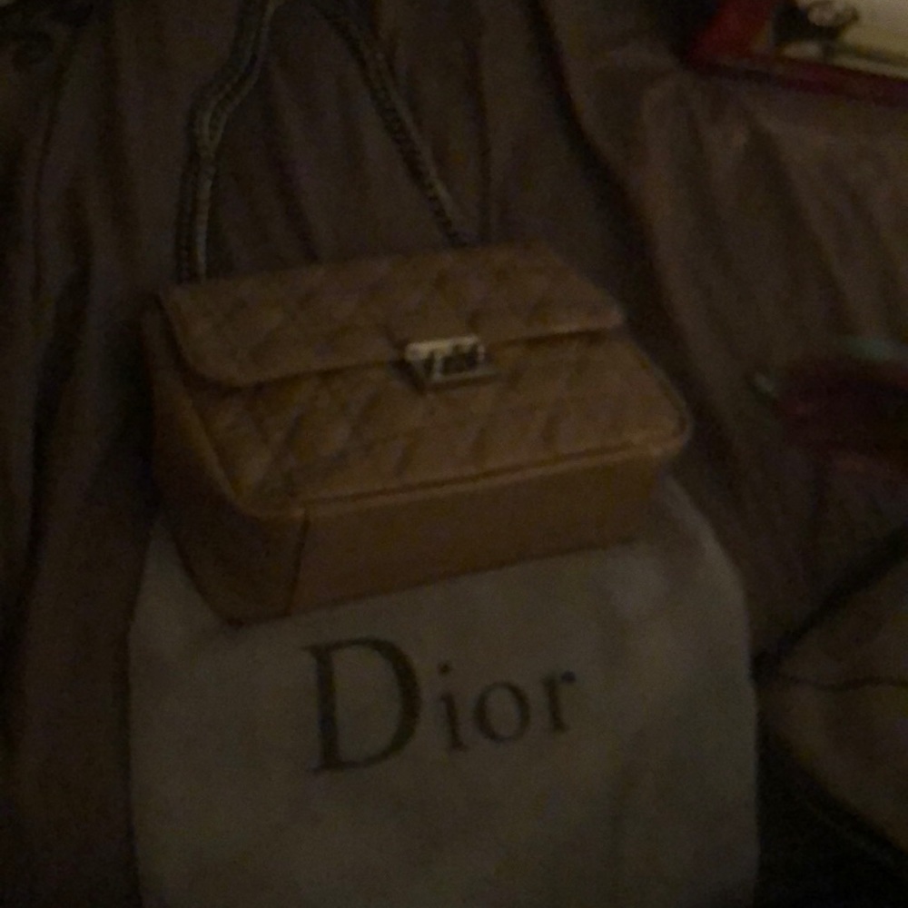 Dior purse with tag used once